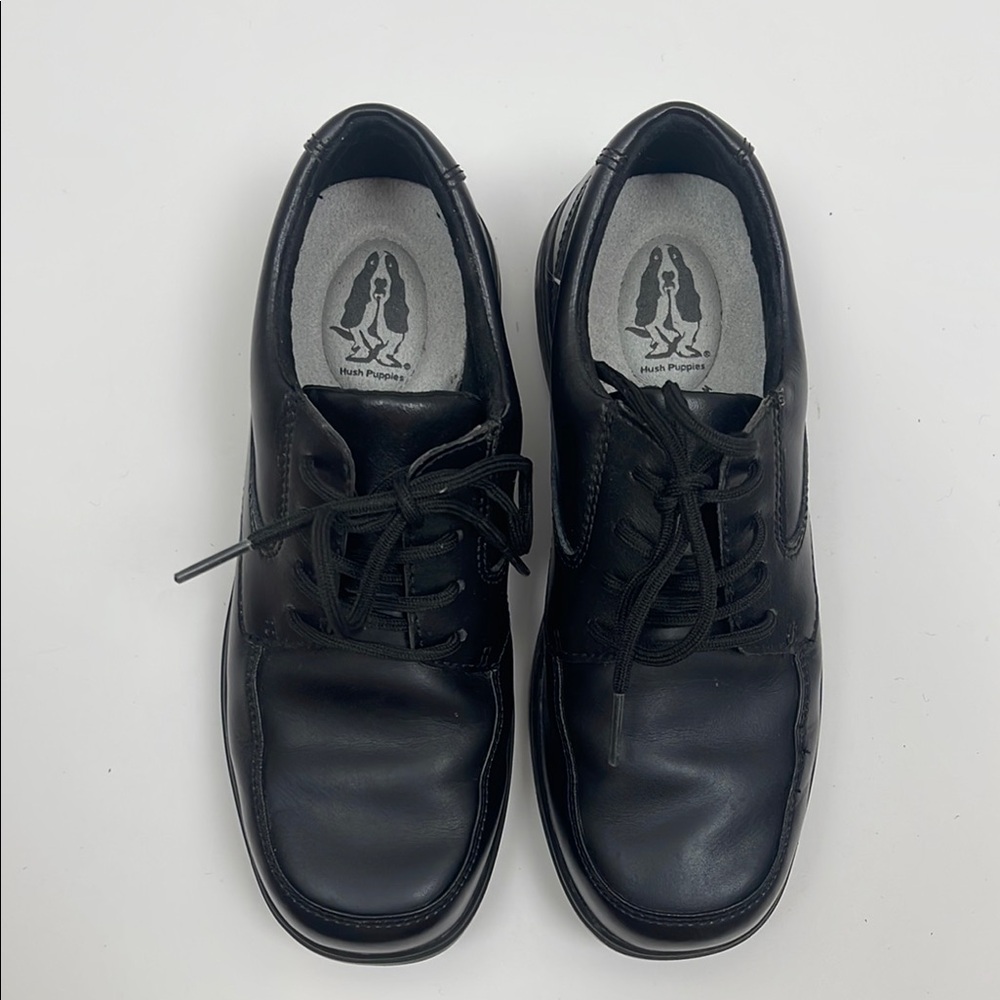 Hush Puppies Black Leather Oxford Shoes for boys, size 3.